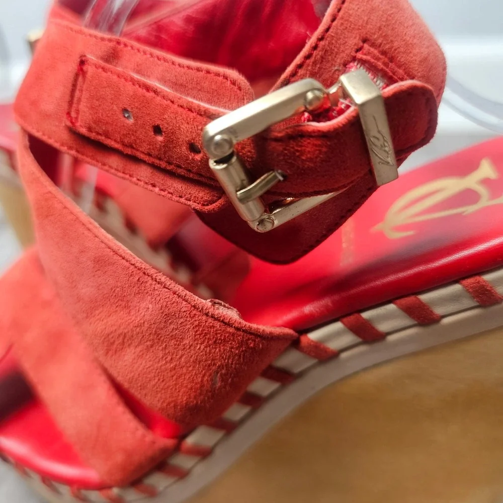 VC Signature Lene Wedge Sandals Women 8.5 Red Suede Wood Platform 70s Boho